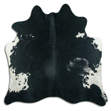 Įkelti vaizdą į galerijos rodinį, Baltas/Juodas karvės kailis M