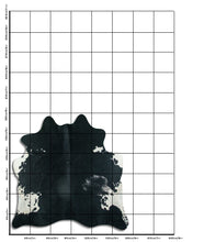 Įkelti vaizdą į galerijos rodinį, Baltas/Juodas karvės kailis M