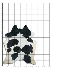 Įkelti vaizdą į galerijos rodinį, Baltas/Juodas karvės kailis XL