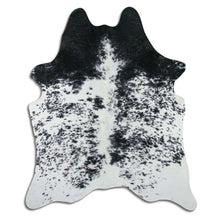 Įkelti vaizdą į galerijos rodinį, Salt and Pepper egzotinis karvės kailis L