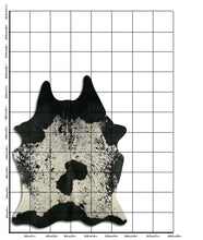 Įkelti vaizdą į galerijos rodinį, Salt and Pepper egzotinis karvės kailis XL