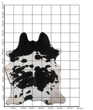Įkelti vaizdą į galerijos rodinį, Baltas/Juodas karvės kailis XXL