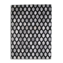 Įkelti vaizdą į galerijos rodinį, Natūralus rankų darbo kilimas "CHAIN"