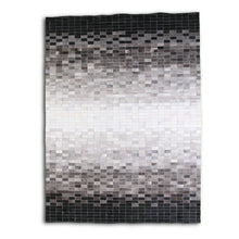 Įkelti vaizdą į galerijos rodinį, Natūralus rankų darbo kilimas "PHENOMENON" (pilkas)