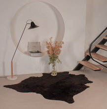 Įkelti vaizdą į galerijos rodinį, Egzotinis karvės kailis XL