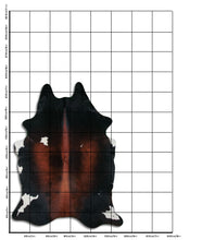 Įkelti vaizdą į galerijos rodinį, Trispalvis karvės kailis XL
