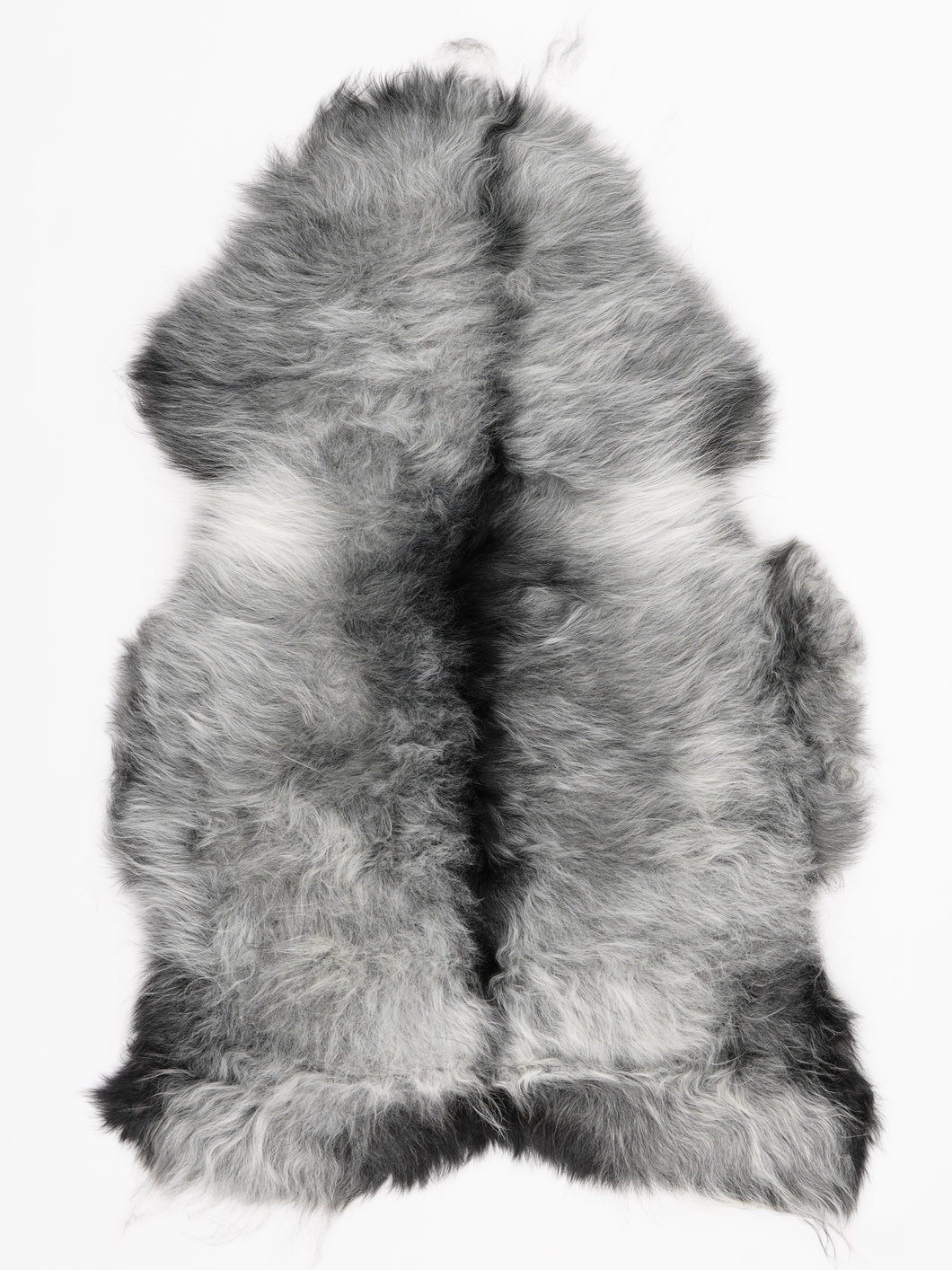 Pilkas islandiškas avikailis M